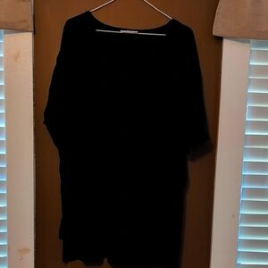 Zenana Outfitters Black Oversized Boxy Tee